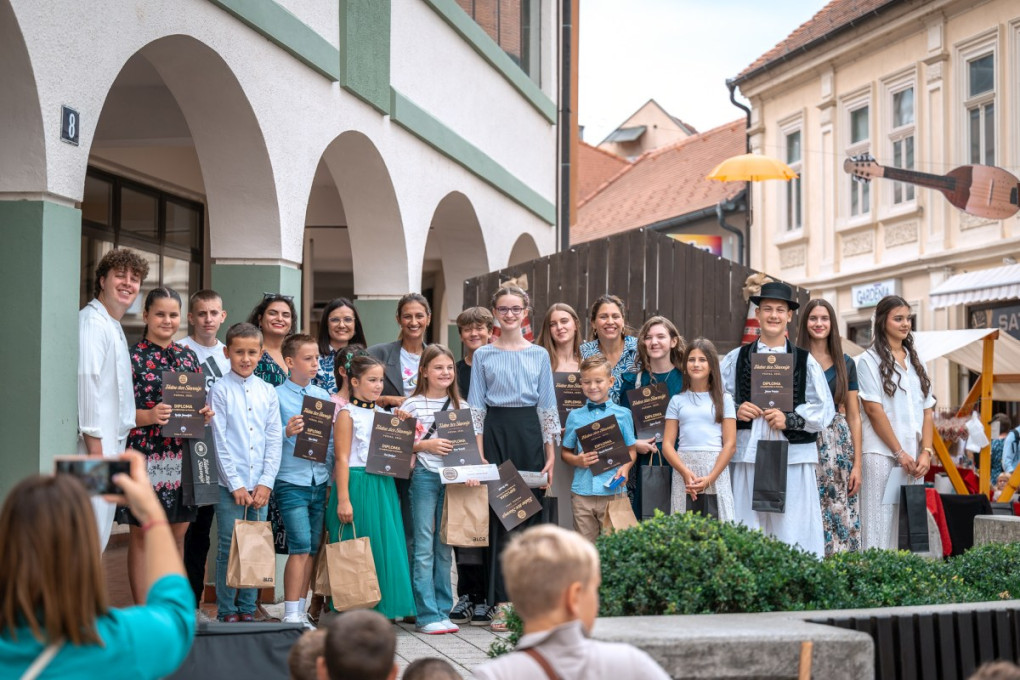 Festivalska subota za najmlađe: održano Dječje glazbeno natjecanje Zlatni mikrofon