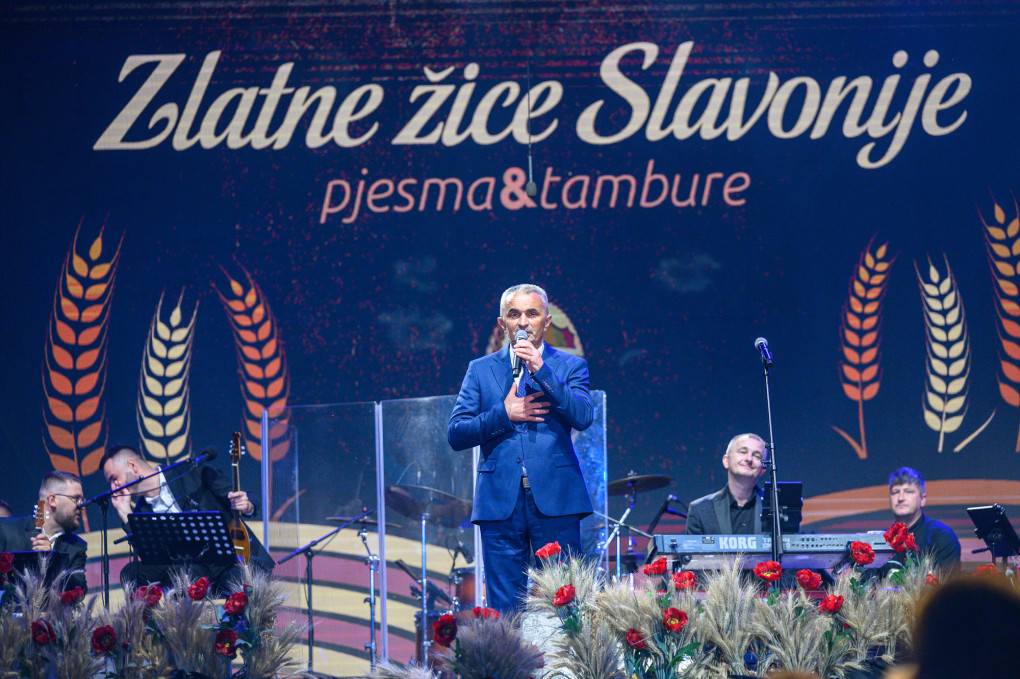 Uz večer novih tamburaških pjesama završilo 56. izdanje festivala Zlatne žice Slavonije 