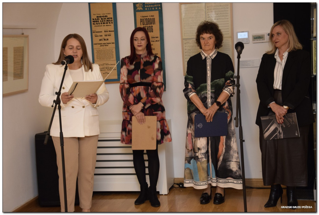 Otvorena izložba: "Falat zemlje šteri ima dušu" u čast Ljubi Kuntariću