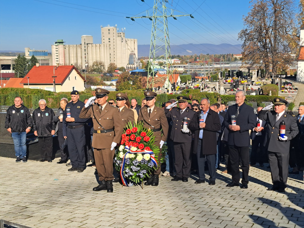 Obilježavanje blagdana Svih Svetih i Dušnog dana u Požegi