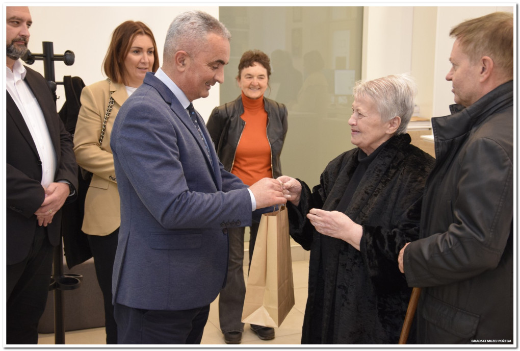 Majka vukovarskoga heroja Jean-Michela Nicoliera posjetila Gradski muzej Požega