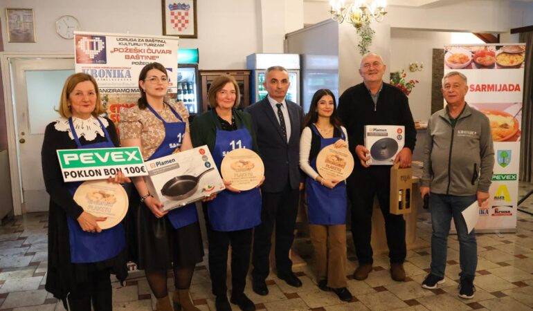 11. POŽEŠKA SARMIJADA Najbolju sarmu skuhala Slavica Biondić, najboljom domaćicom proglašena Snježana Anokić Rogalo, a najuređeniji stol imao KUD Rama Pleternica