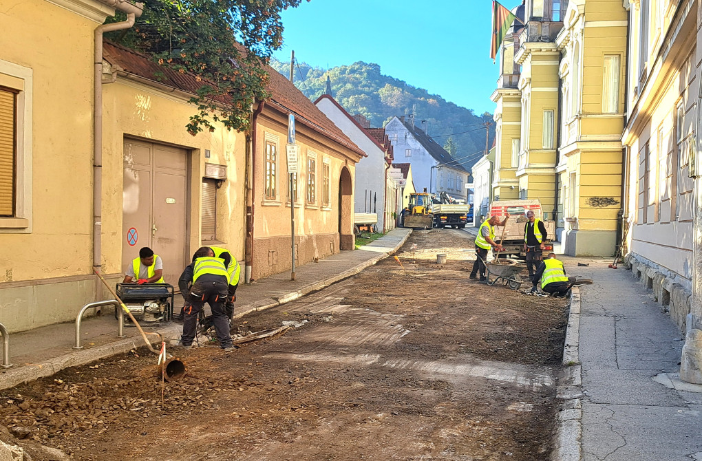 SANACIJA PROMETNICE Županijska ulica dobiva novi asfalt od Ulice Matice hrvatske do Ulice Kamenita vrata