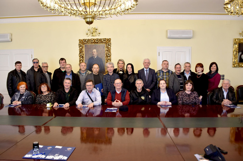Svečana dodjela ugovora o korištenju sredstava Grada Požege za udruge branitelja, udruge osoba s invaliditetom i humanitarne udruge