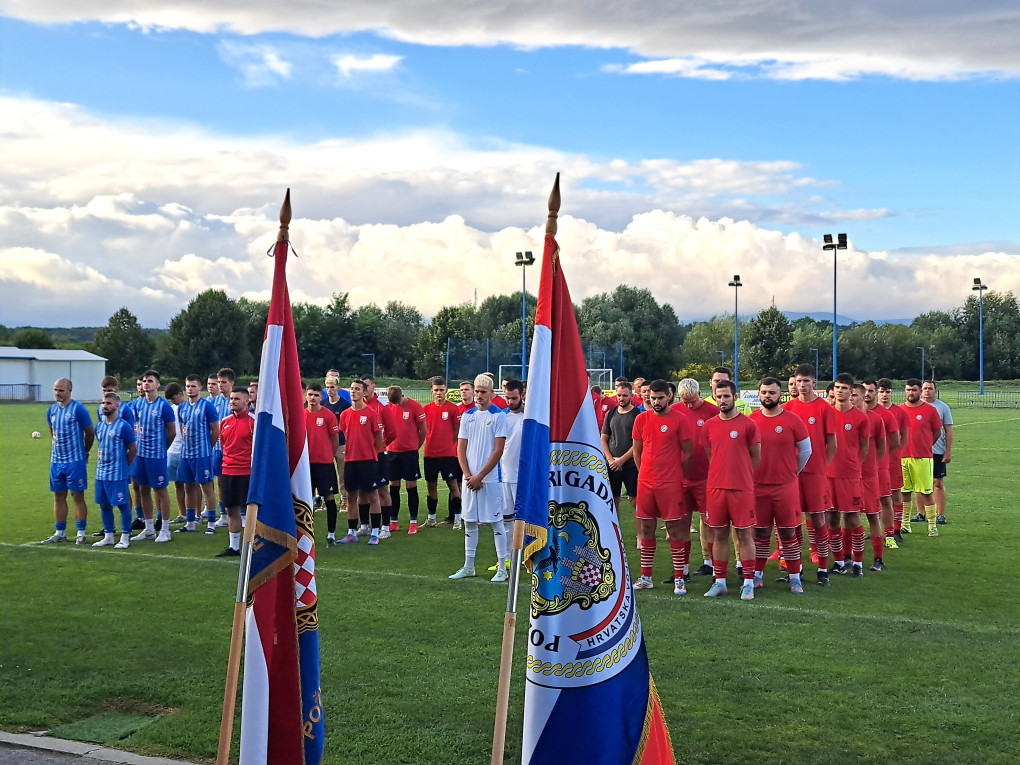 Odigran nogometni turnir u spomen na sedmoricu poginulih hrvatskih branitelja iz Vidovaca i Dervišage