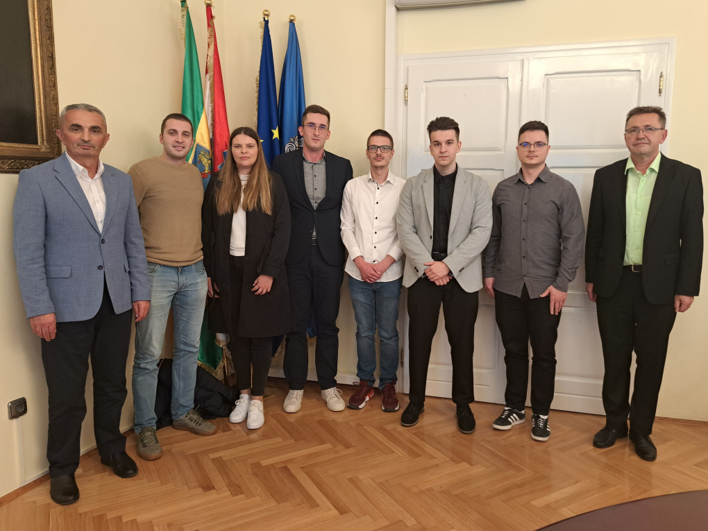 Petar Pavić novi predsjednik Savjeta mladih Grada Požege