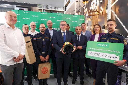 STIGAO PEVEX Poznati prodajni centar u Požegi otvorio svoju 35. trgovinu u Hrvatskoj - investicija od 9 milijuna eura donijela 47 novih radnih mjesta