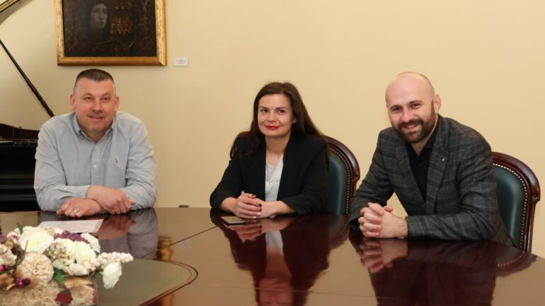 Uskršnji sajam i podjela posnih obroka