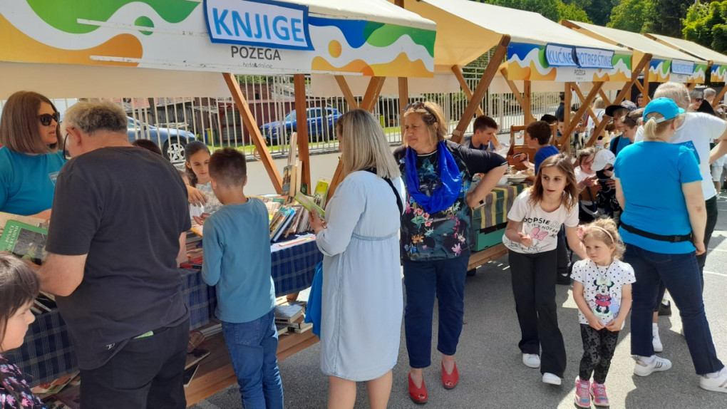 11. humanitarni sajam Marijini obroci u OŠ Antuna Kanižlića