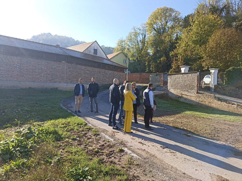 Održan radni sastanak na temu izgradnje dječjeg vrtića „Pod gradom“ 