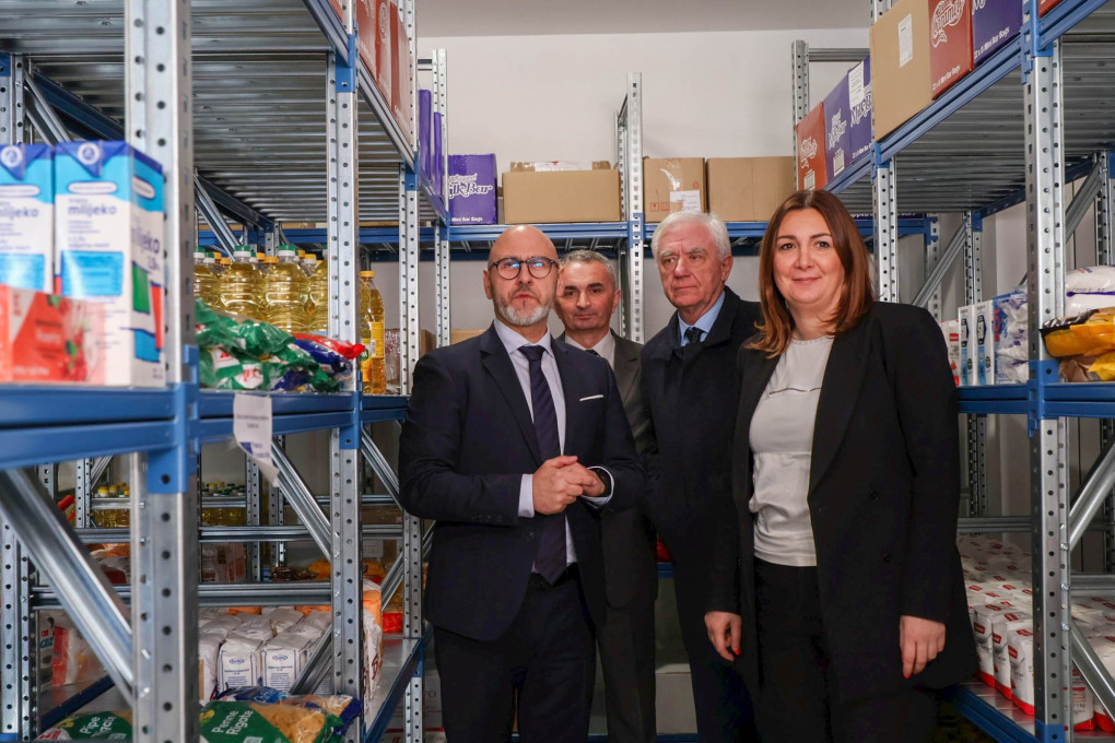 Otvorena je banka hrane Požeško-slavonske županije u organizaciji Gradskog društva Crvenog križa Požega