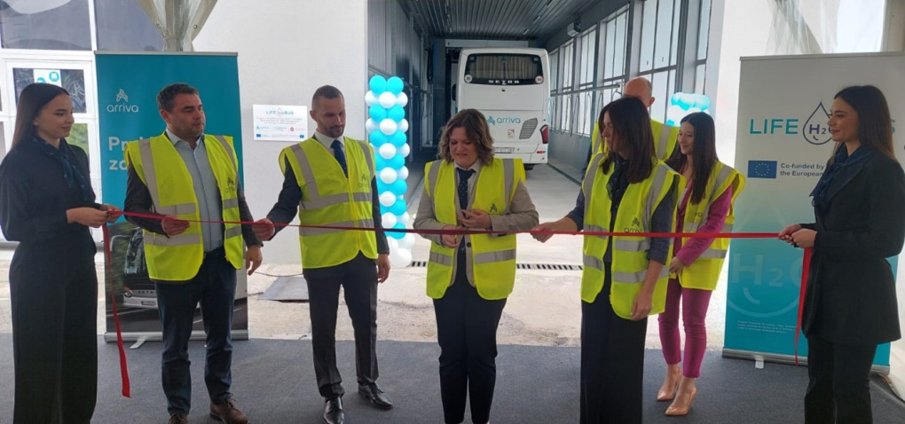 Otvorena automatska praonica za gospodarska vozila 