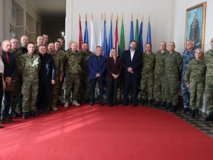 POSJET POŽEŠKO-SLAVONSKOJ ŽUPANIJI 29. naraštaj Ratne škole „Ban Josip Jelačić” u Županijskoj palači 