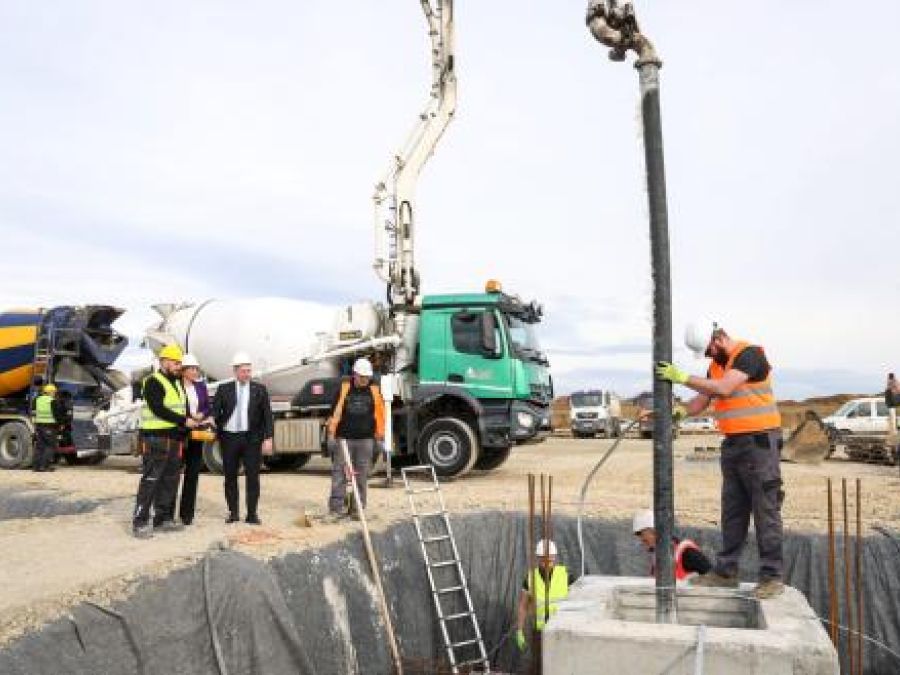 ULAGANJE U POLJOPRIVREDU Položen kamen temeljac za hladnjaču za voće i povrće u Požegi, vrijednu 15,6 milijuna eura