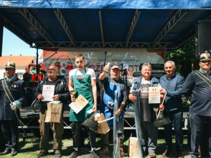 POŽEŠKI KOTLIĆ & BICIKLIJADA Tradicija, gastronomija i zajedništvo u parku kod Orljave
