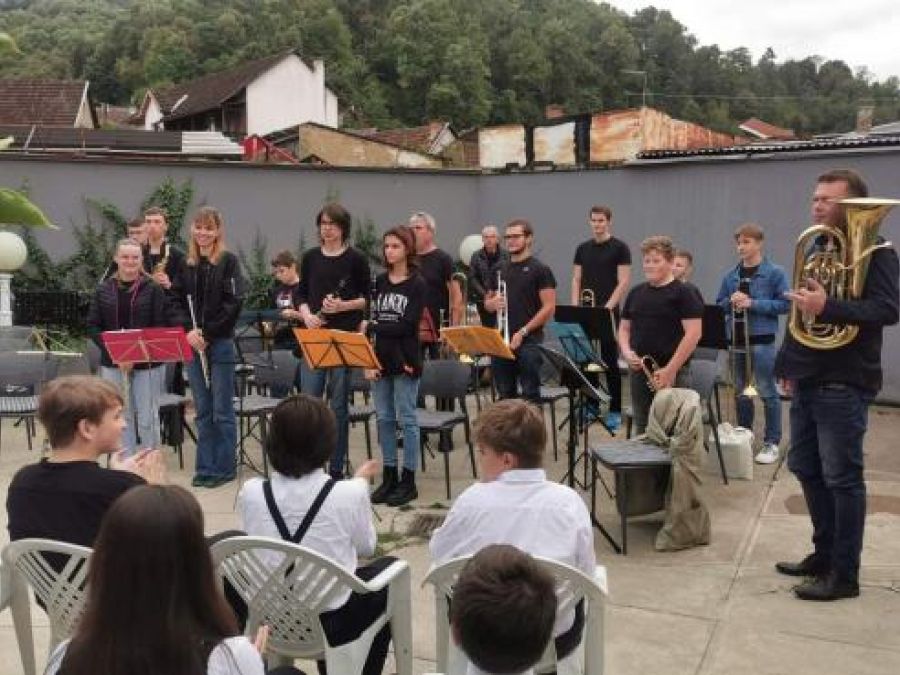 Glazbeno druženje Gradske glazbe „Trenkovi panduri“ i Gradskog puhačkog orkestra Daruvar