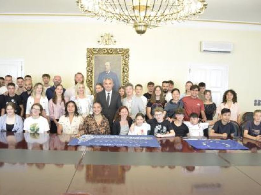 MEĐUNARODNI FESTIVAL Gradonačelnik Miličević ugostio mlade glazbenike iz Brazila, Francuske, Bugarske i Hrvatske